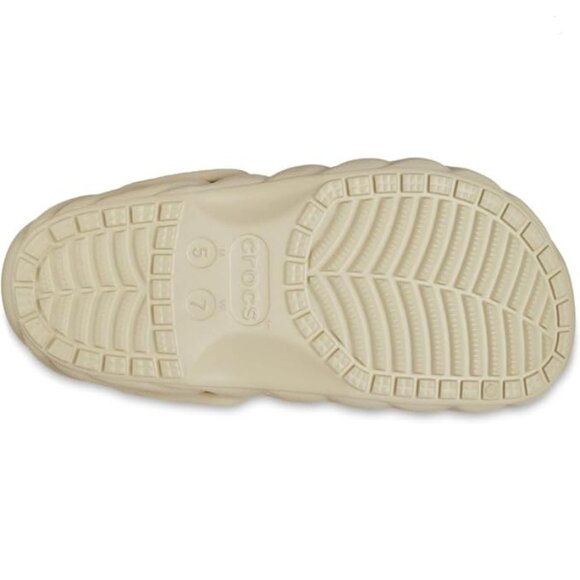 NEW Crocs Sizes M4/W6, M5/W7, M6/W8, M7/W9 Classic Felt Lined Overpuff Clog Moth - Picture 6 of 6